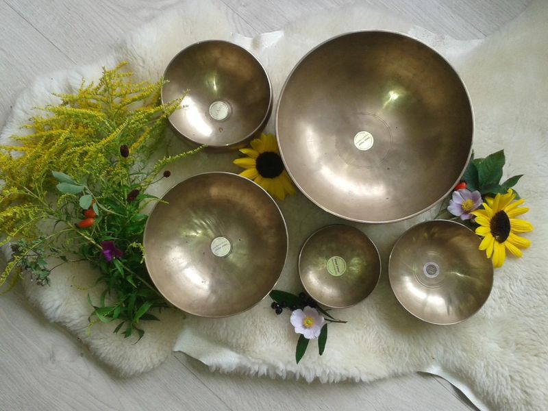 singing bowls1