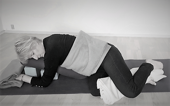 Fordybelse Nina. Restorative Yoga